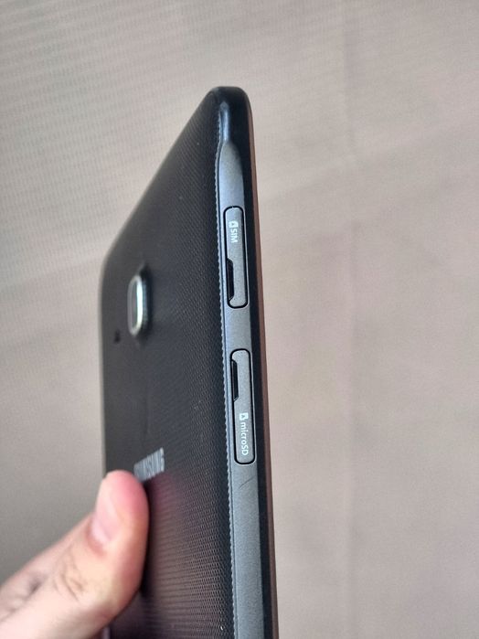 Samsung Tab E ekran 9.6 kotta planshet