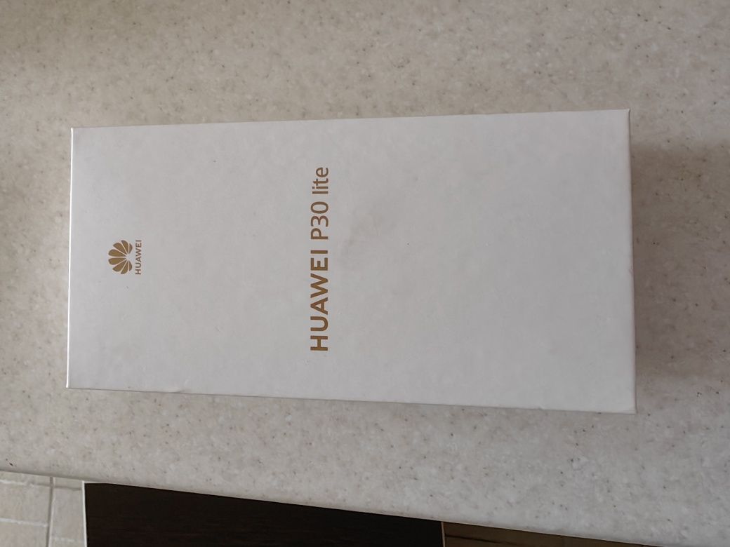 HUAWEI P 30 lite