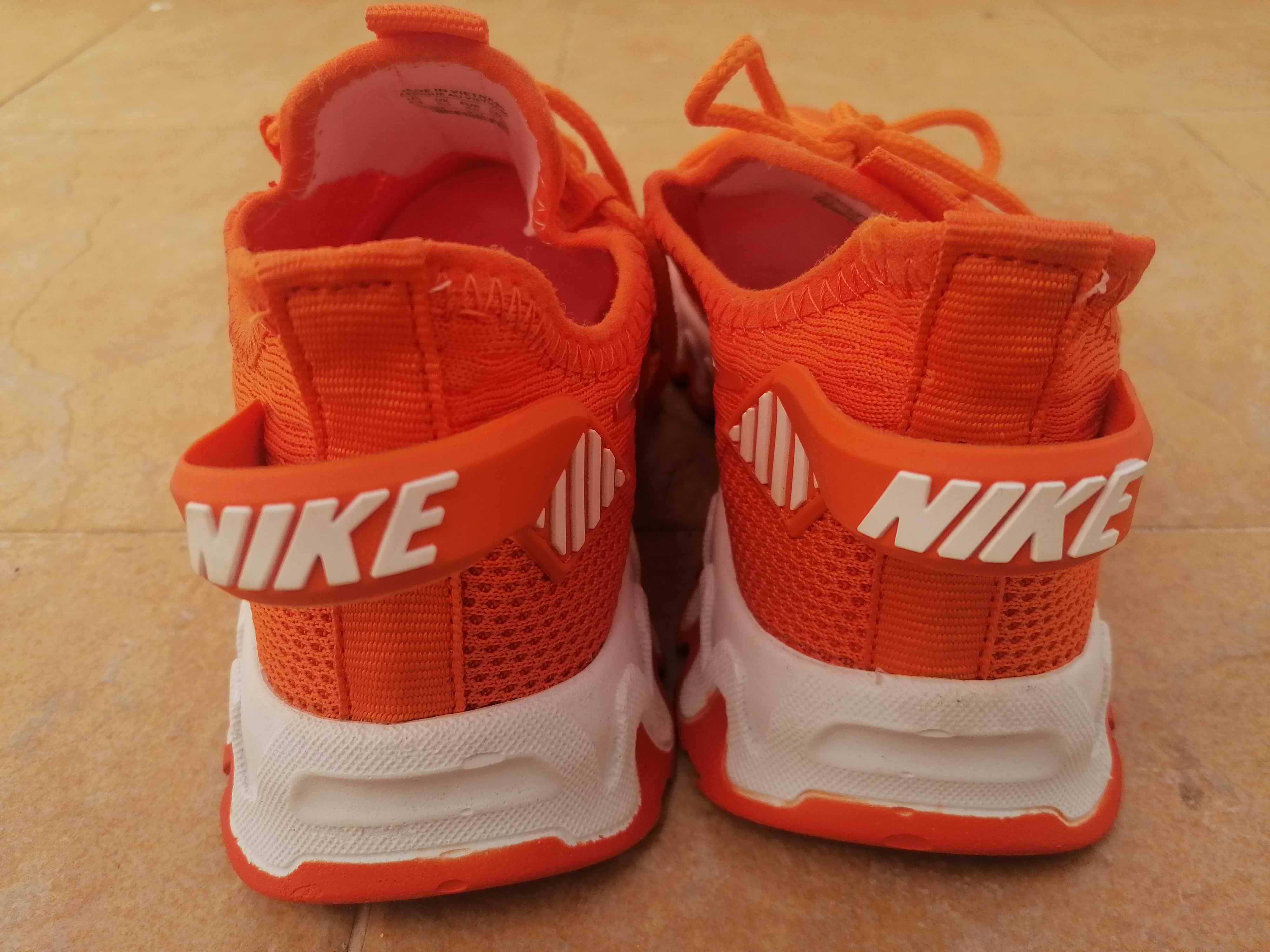 Нови маратонки NIKE