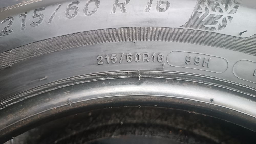 215/60/16 Michelin