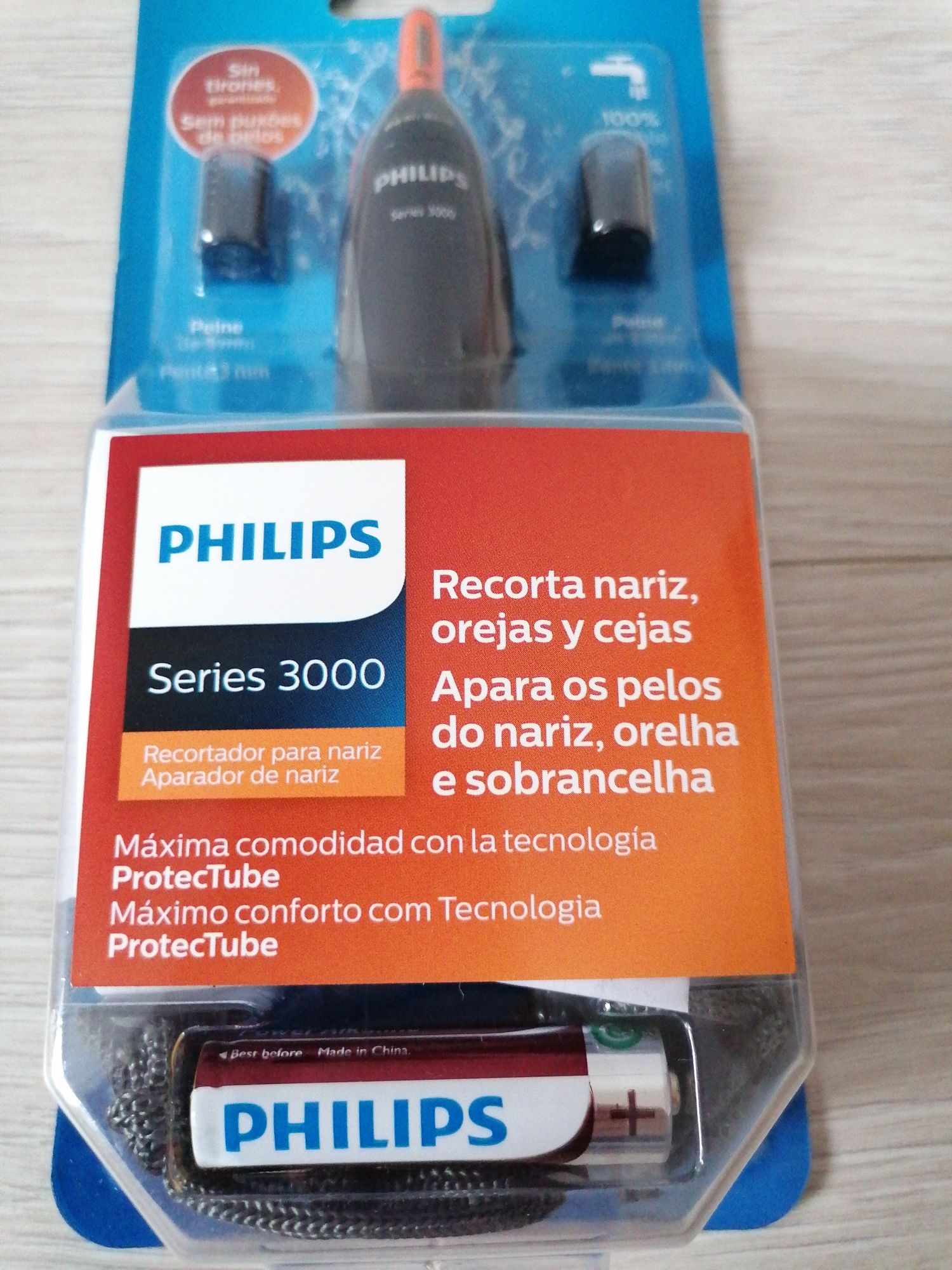 Trimmer pentru nas/urechi Philips NT3160/10, baterie, 2 pipteni