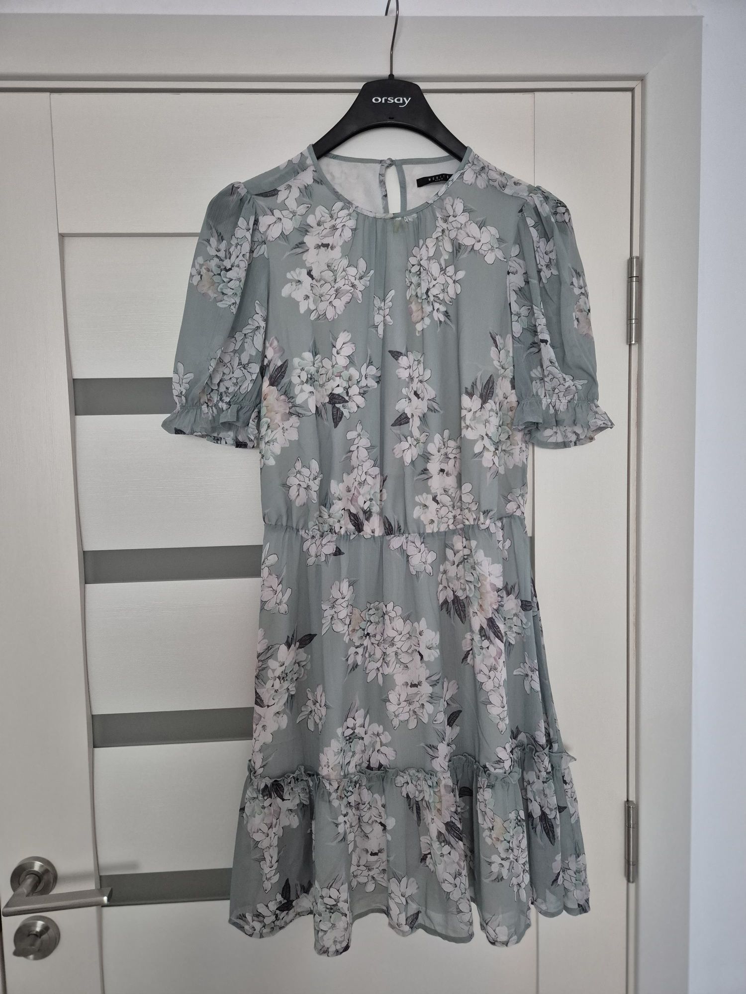 Vand rochita de vara cu floricele