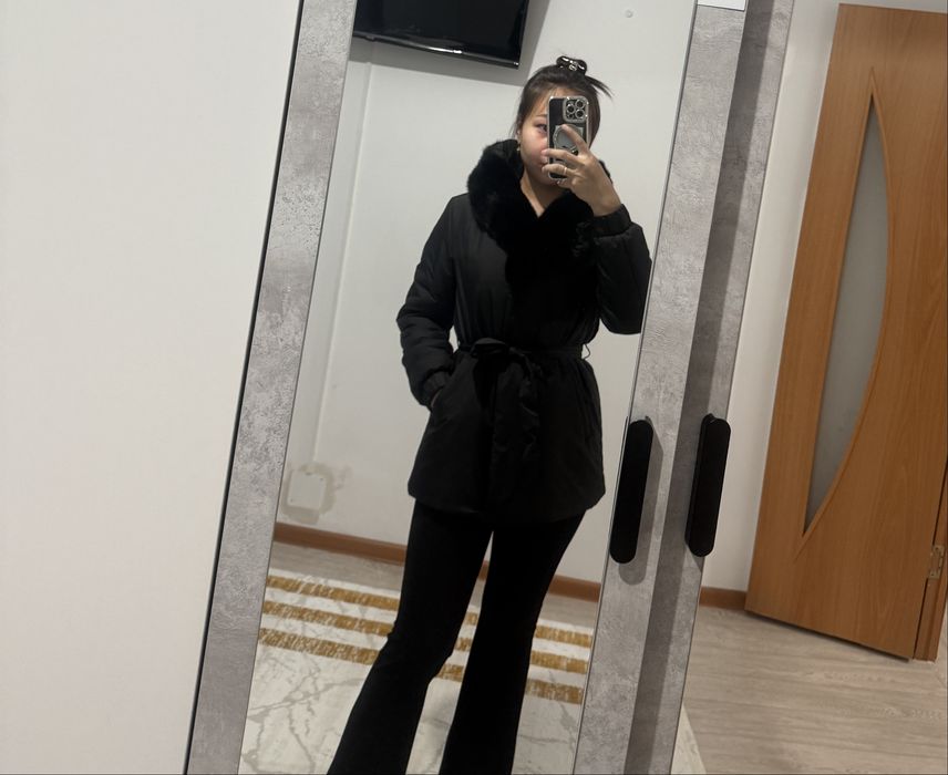 Продам женскую зимнюю куртку