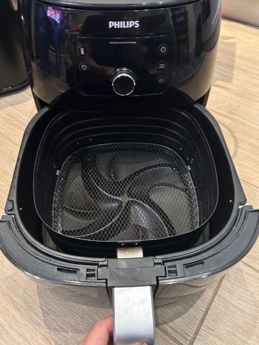 XXL Smart Airfryer и Сокоизстисквачка Philips