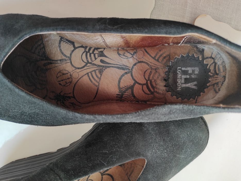 Platforme negre dama FLY LONDON