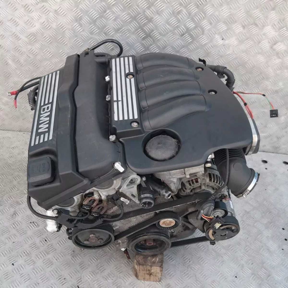 Двигател Бмв N46 Bmw E87 E90 НА ЧАСТИ!