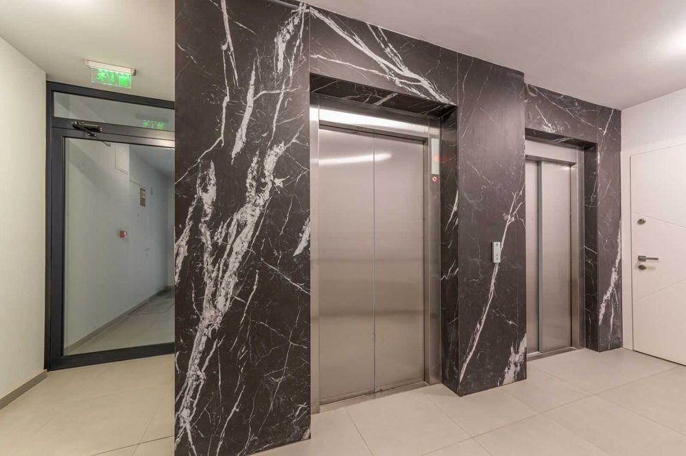 ТОП! Луксозен тристаен с паркомясто в Чайка - отдава се 1+ месеца