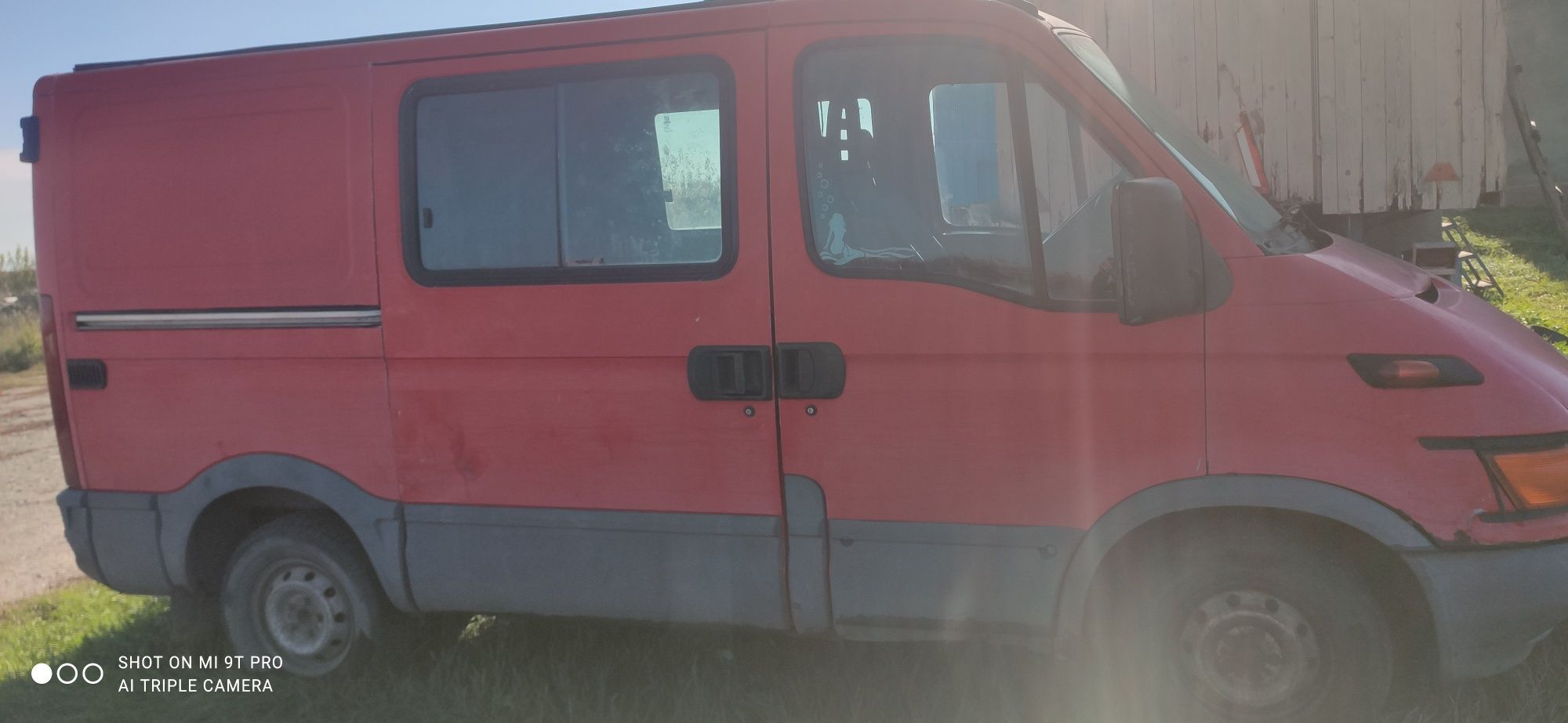 Vând sau dezmembrez microbuz IVECO Daily II, 2,8 TDI, an ii2002