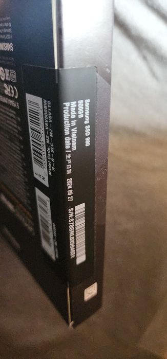 SSD  Samsung 980 500GB, NVMe, M.2 - SIGILAT