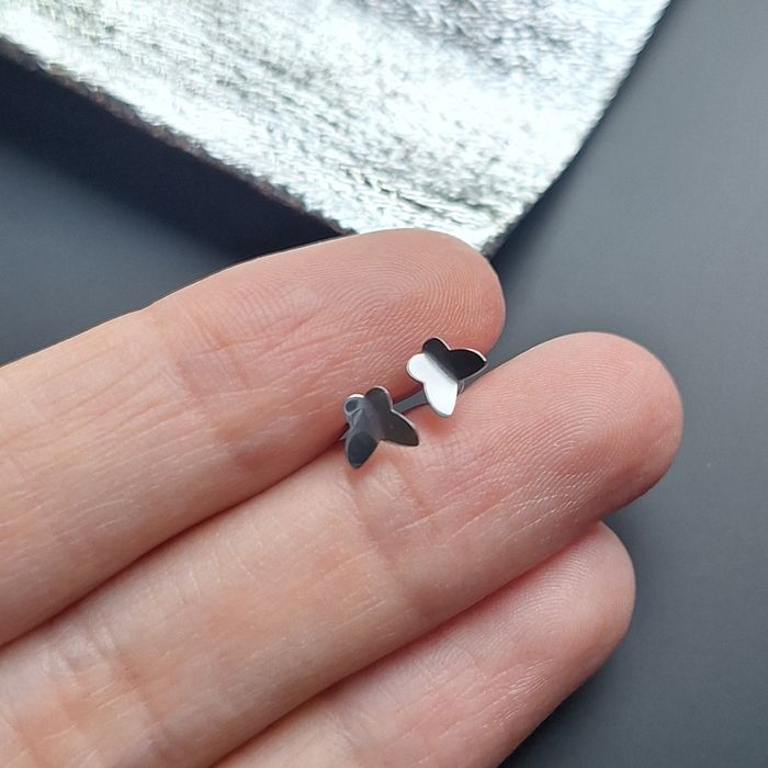 Обеци от медицинска стомана