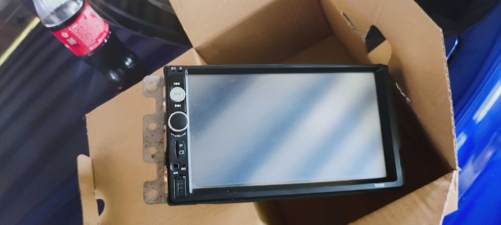 Продавам гуми дебица и мултимедия за Мицубиши олтлендър