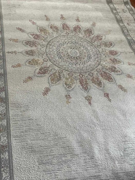 Продам ковер 2*4 и 3*4