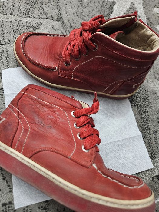 Детская разная обувь