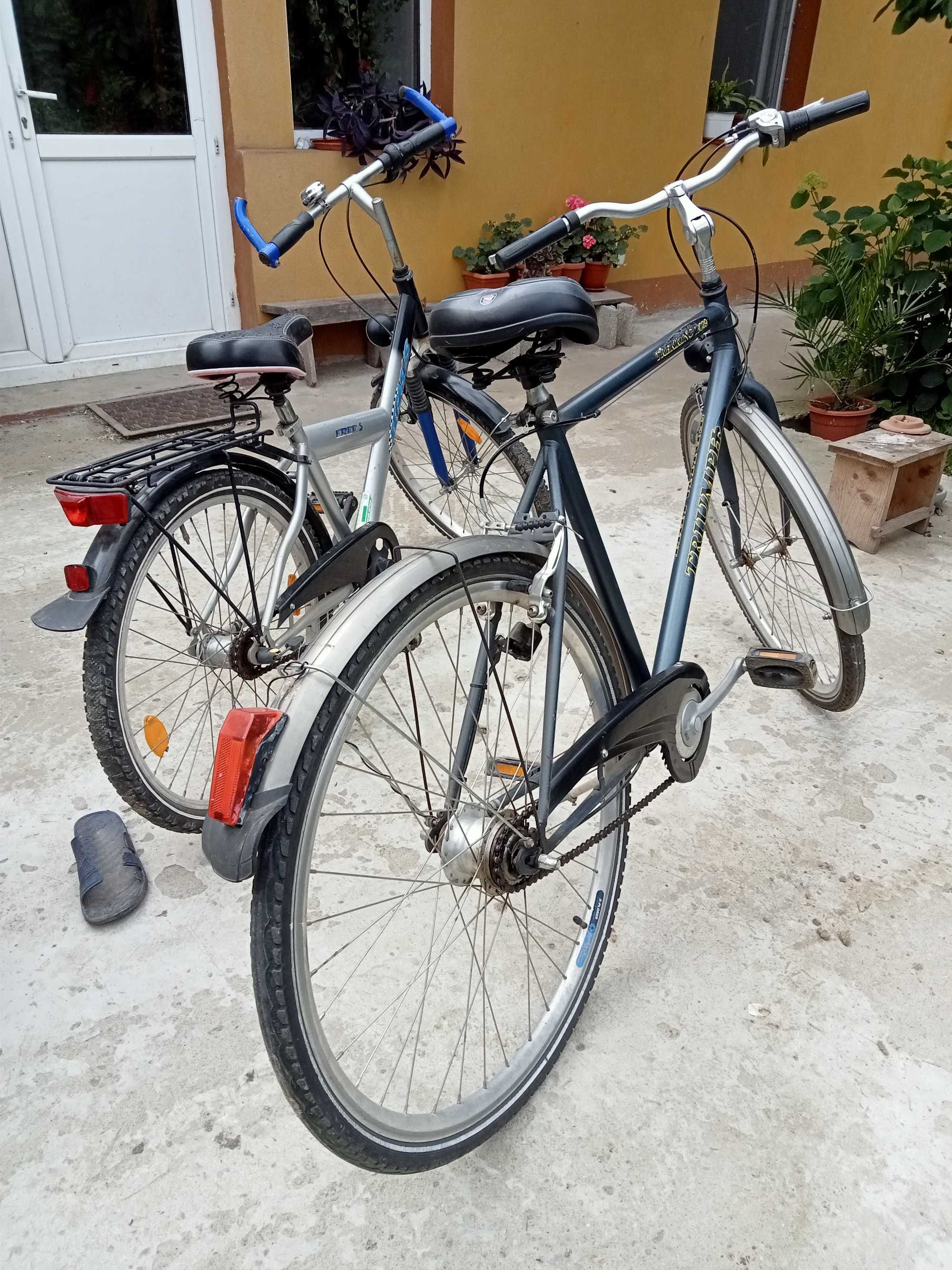 2 biciclete de vanzare