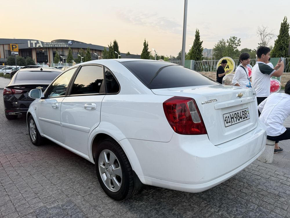 Продам своё ИДЕАЛЬНОЕ авто Шевроле Жентра FULL Jentra Gentra