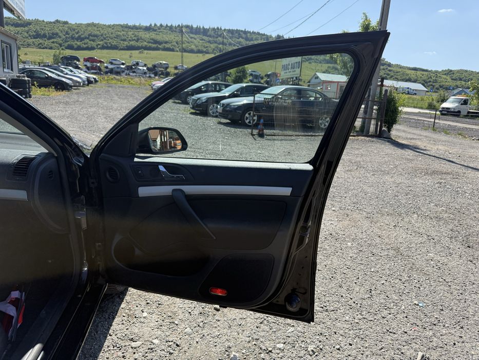 usa dreapta skoda octavia 2 non facelift dezmembrari skoda