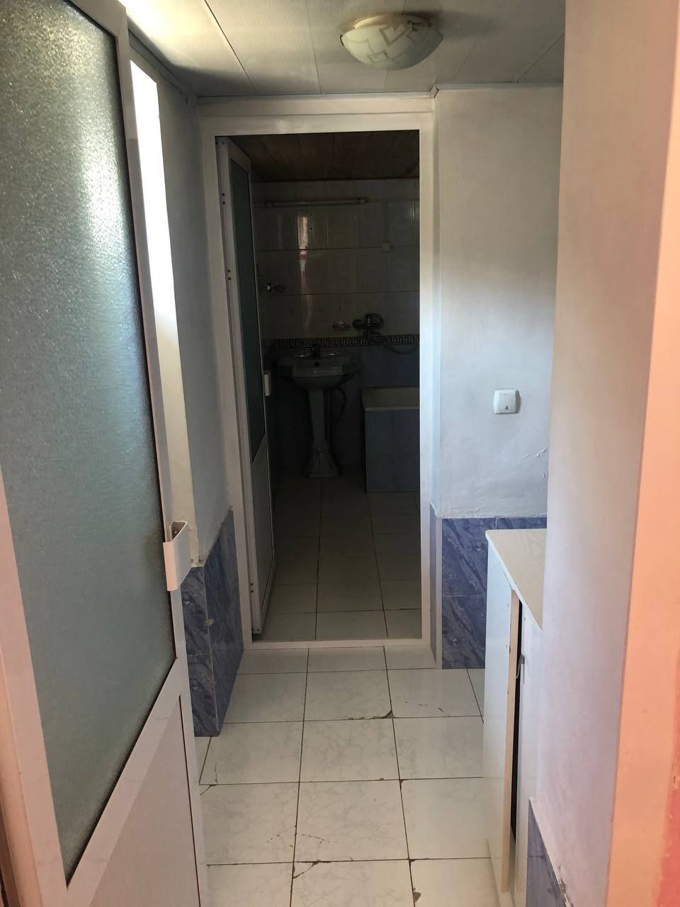 Jizzax shahrining eng markazida kottedj sotiladi 4.6 sotix