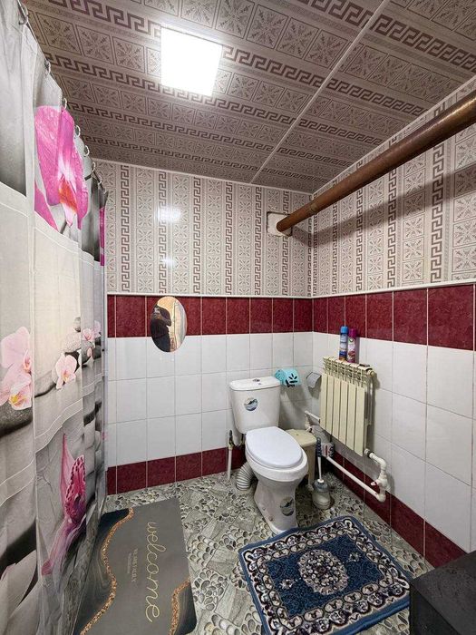 Yashashga tayyor 8 sotiqli hovli sotuvga qoyilyapti. B
