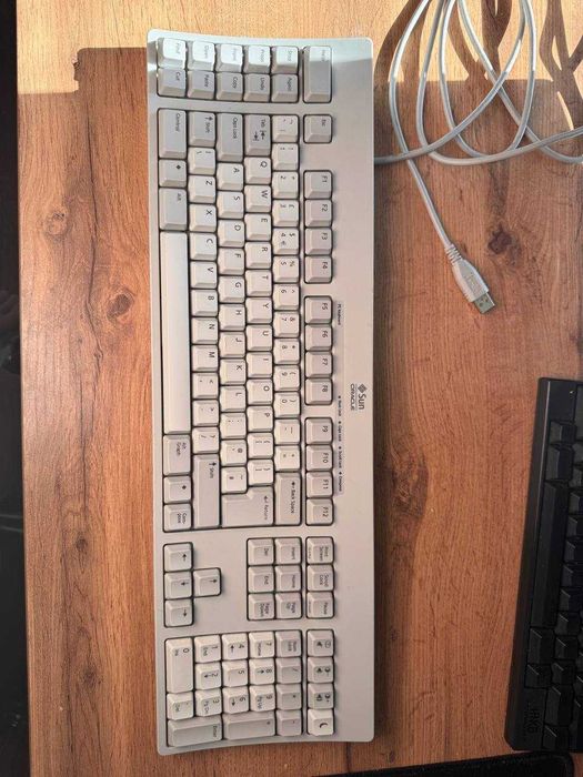 Продам клавиатуру Sun Microsystems Type 7