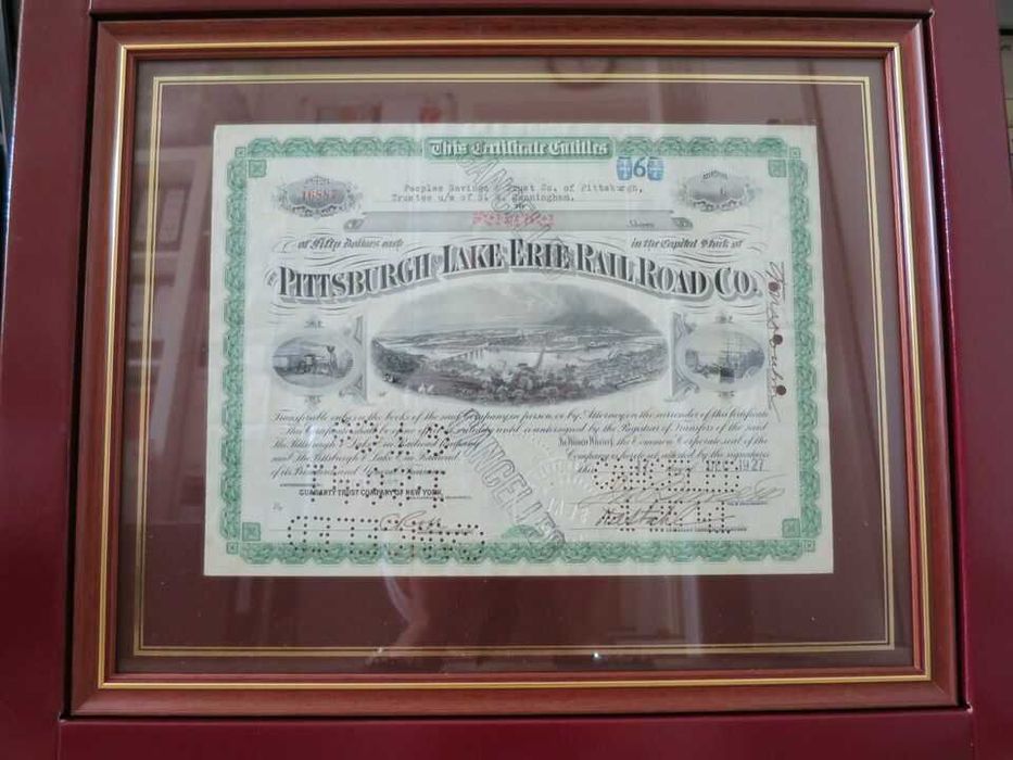 SAFE - луксозна дървена - цвят махагон - витрина за акции