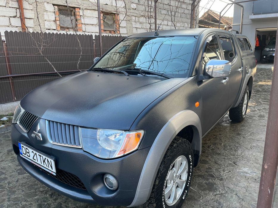 Mitsubishi L200 - 2009