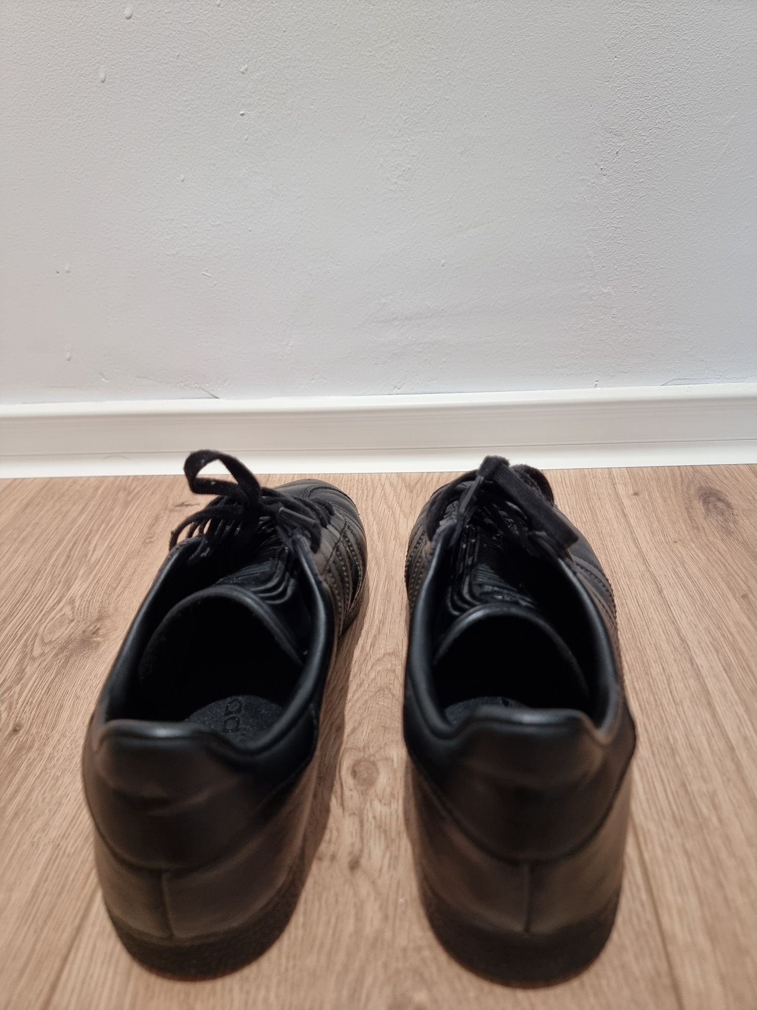 Vand pantofi sport Adidas Gazelle dama, marimea 39