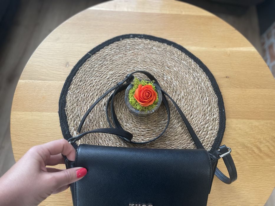 Чанти Hugo, Paul’s Boutique London