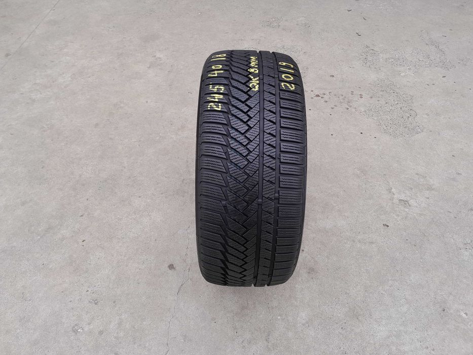 O anvelopa iarna 235 45 18 continental winter TS 850P profil 8 mm