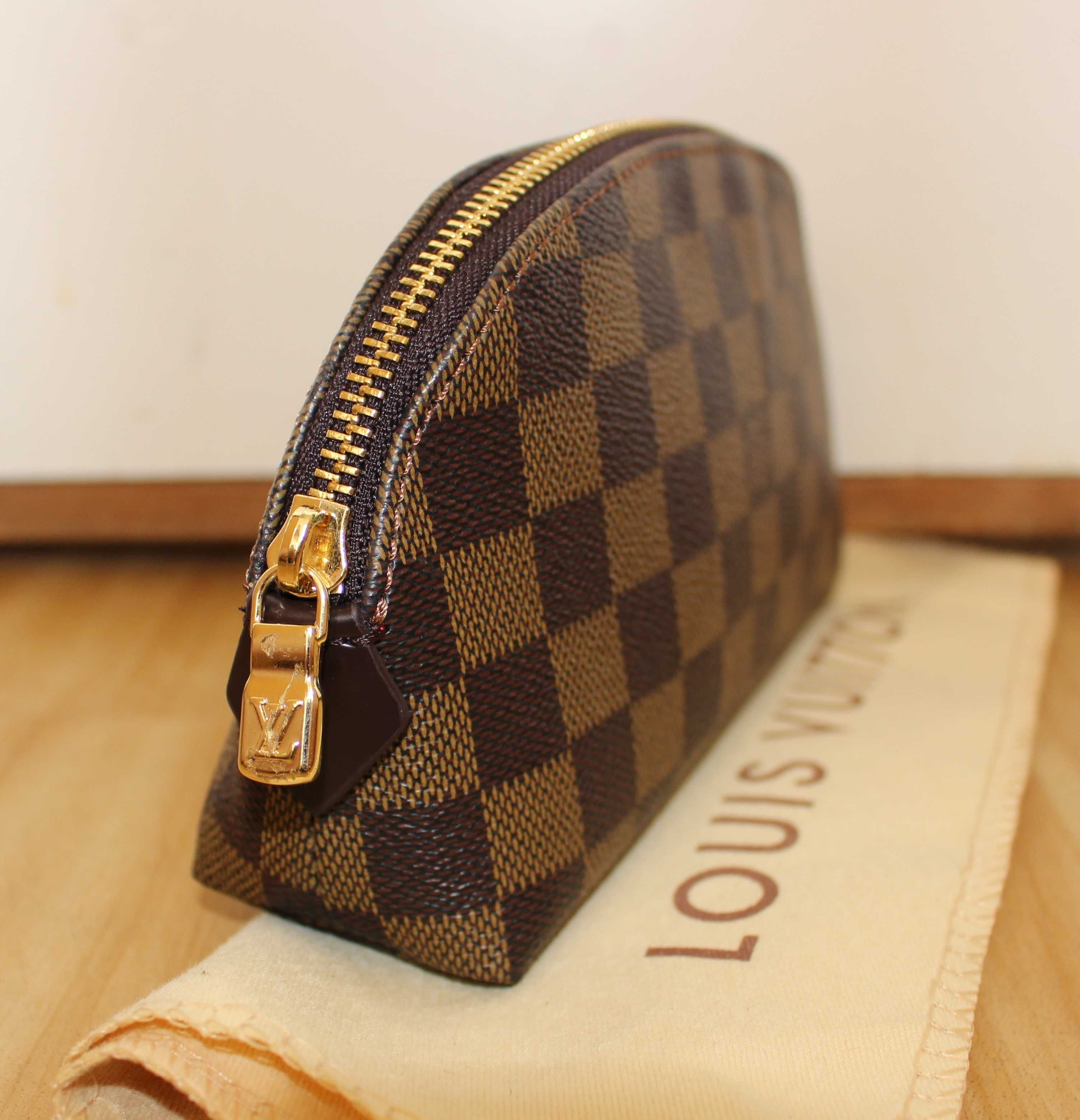 Kозметична чантичка Louis Vuitton