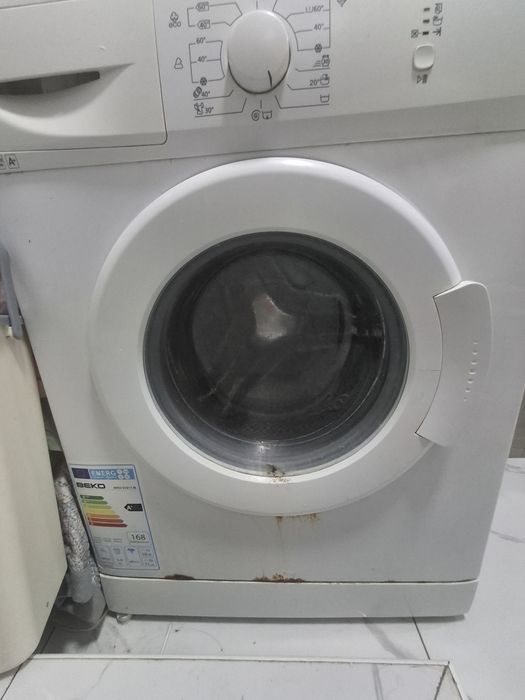 Отдам даром машинку стиральную