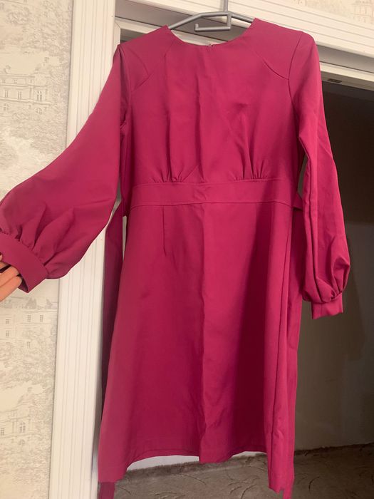 Платье из ткани итальянский костюмный креп