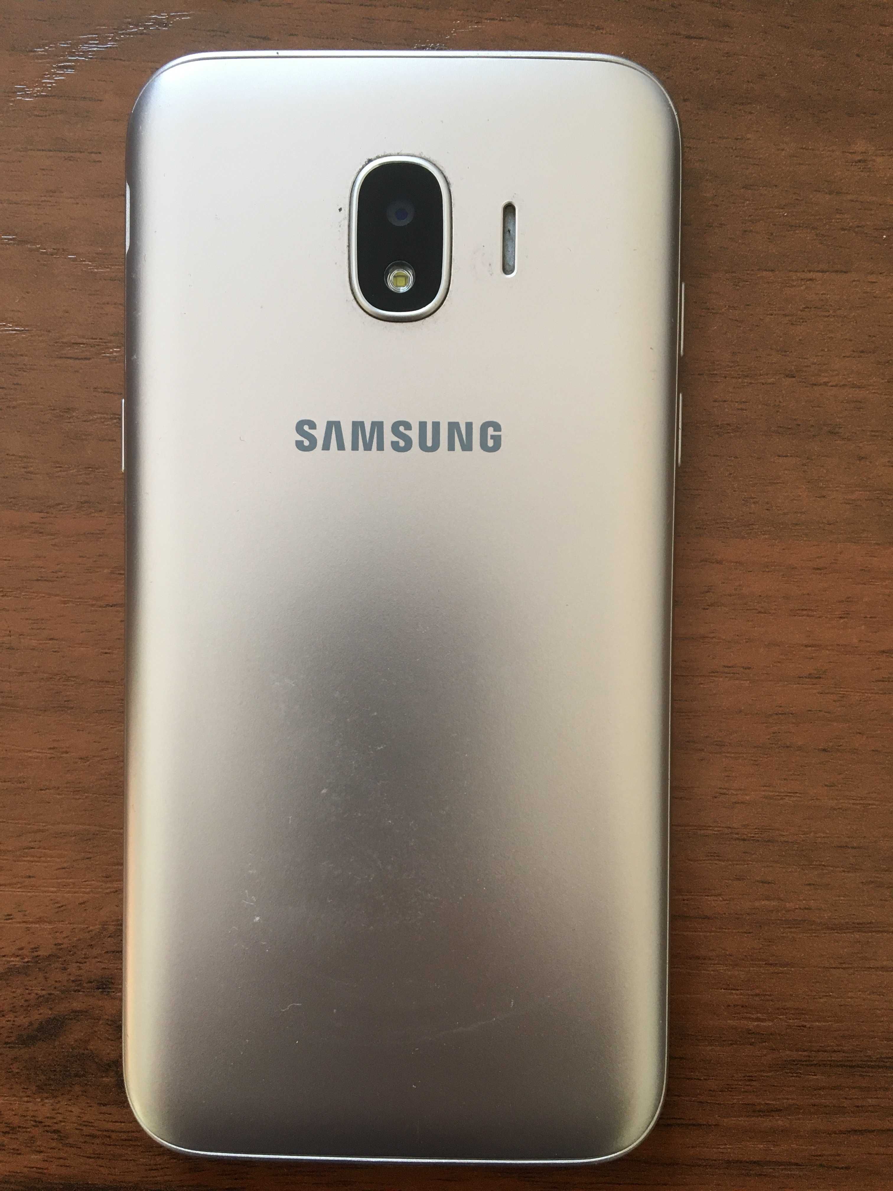 Телефон Samsung Galaxy J2, модель J250F