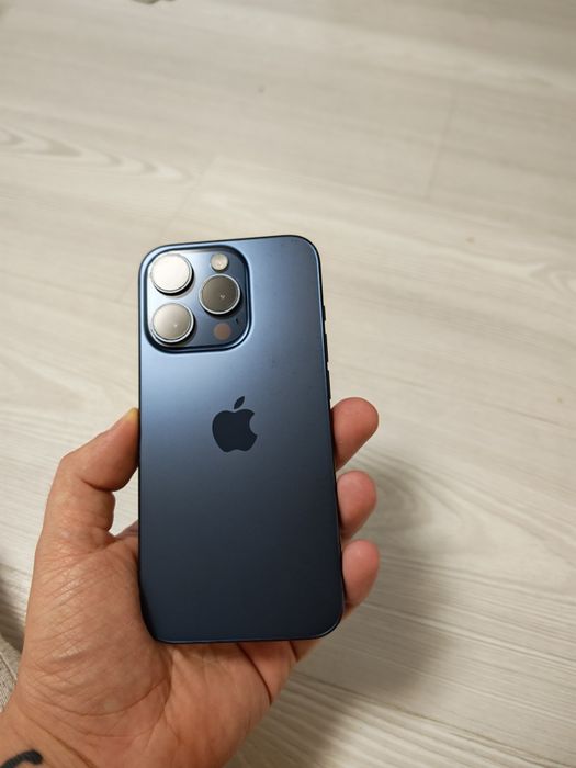 iPhone 15 Pro Blue 96%Bat Impecabil totul original liber retea