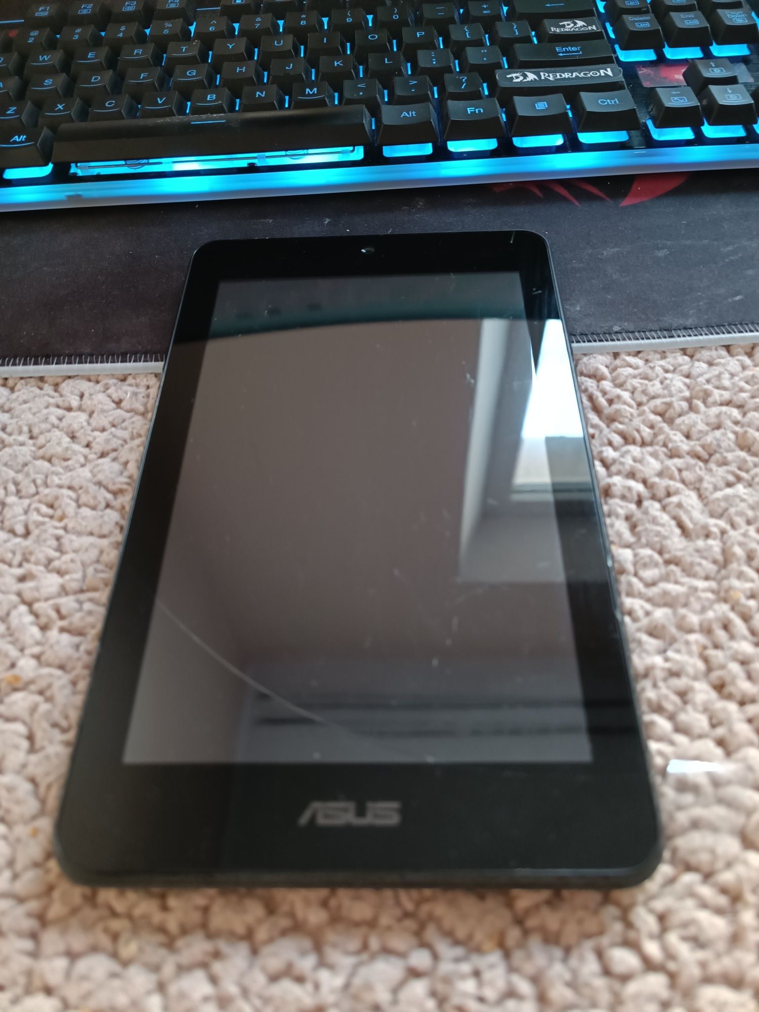 Tableta Asus MemoPad7