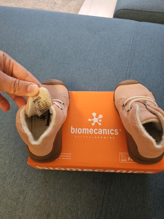 Vand incaltari biomecanics