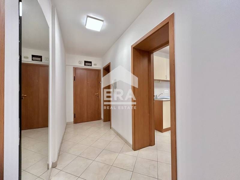 Дава се под наем Офис в София, Център - 89 кв.м за 1525 € - Снимка #4