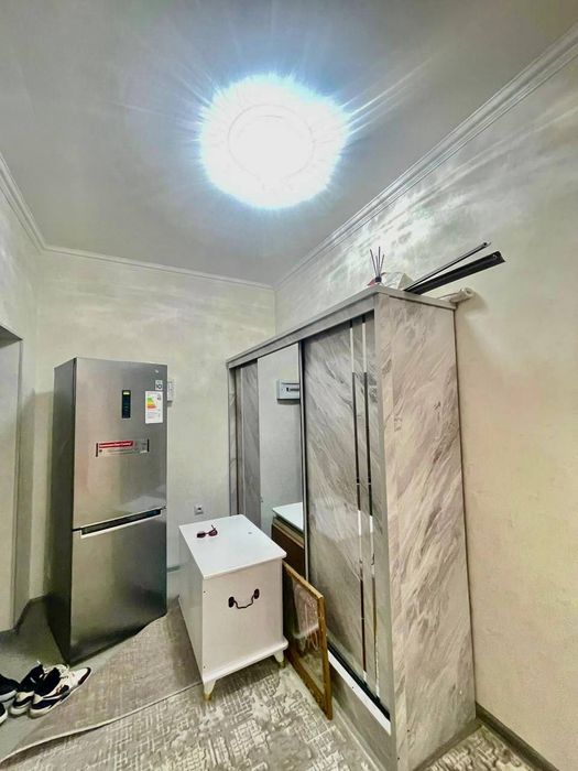 Sergeli Quruvchi metro yaqnida arenda