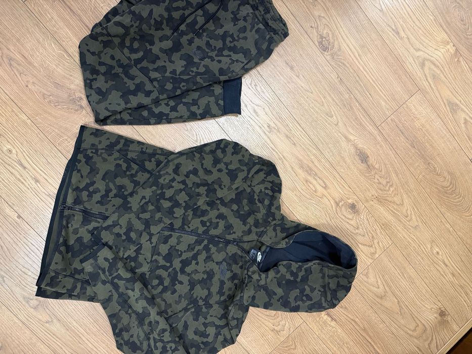 Мъжки екип Nike - S/M размер