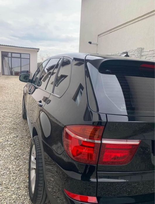 Vând BMW x5 an 2010