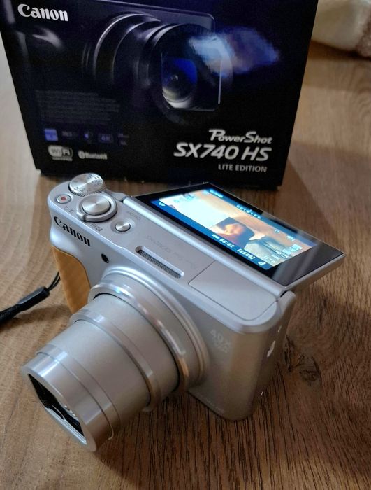 Canon sx740Hs power shot -чисто нов!