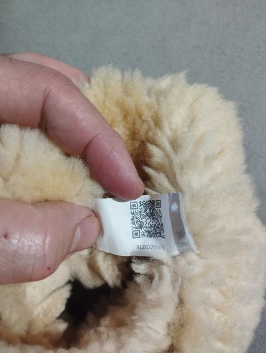 Cizme UGG Bailey Button Chestnut