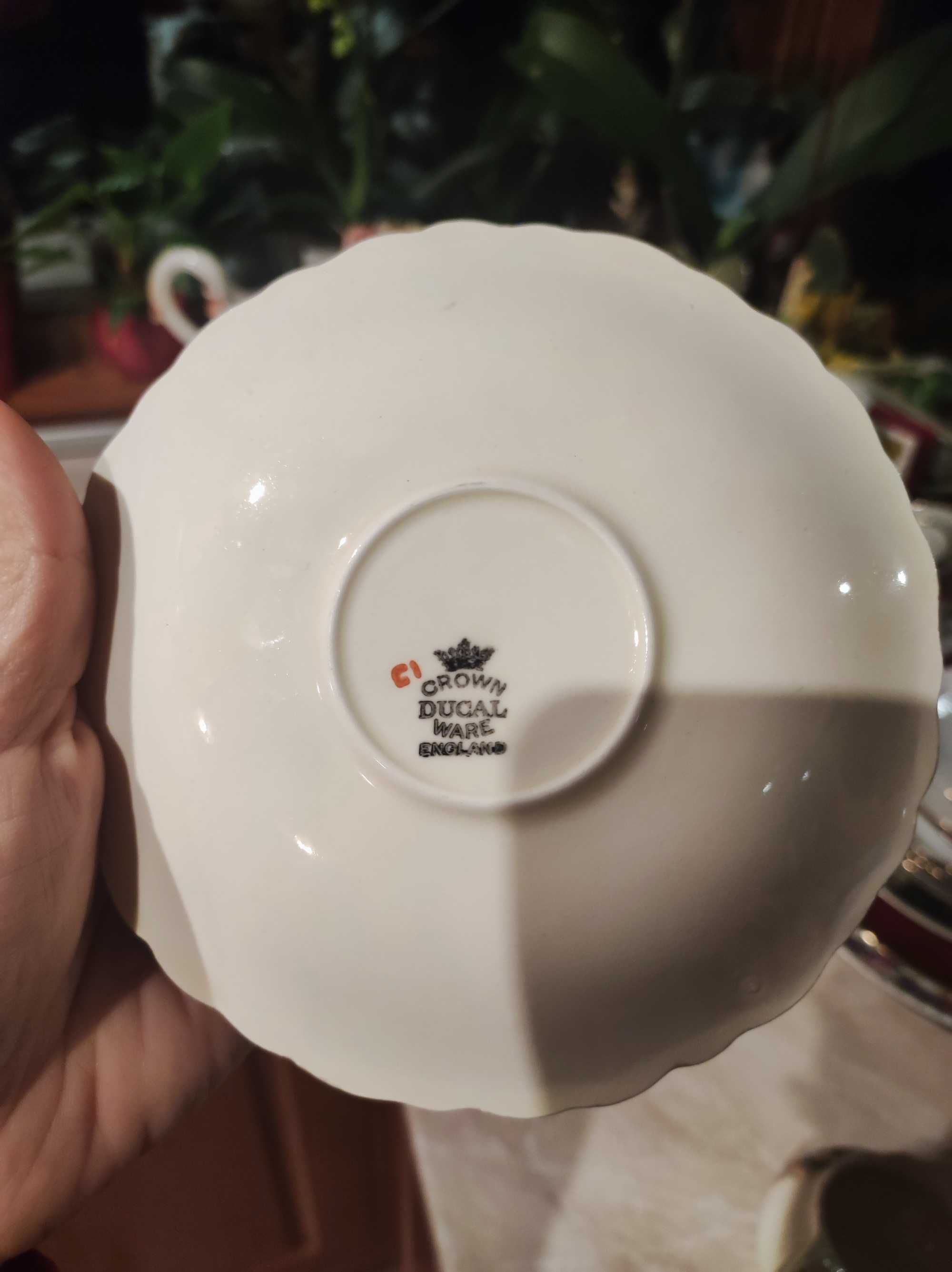 Петорен порцеланов сет Crown Ducal Ware England