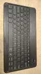Tastatura Bluetooth Ultra-Subtire, Portabila, Reincarcabila

Este nou