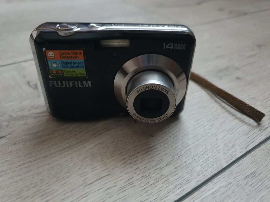 Fujifilm finepix av 200