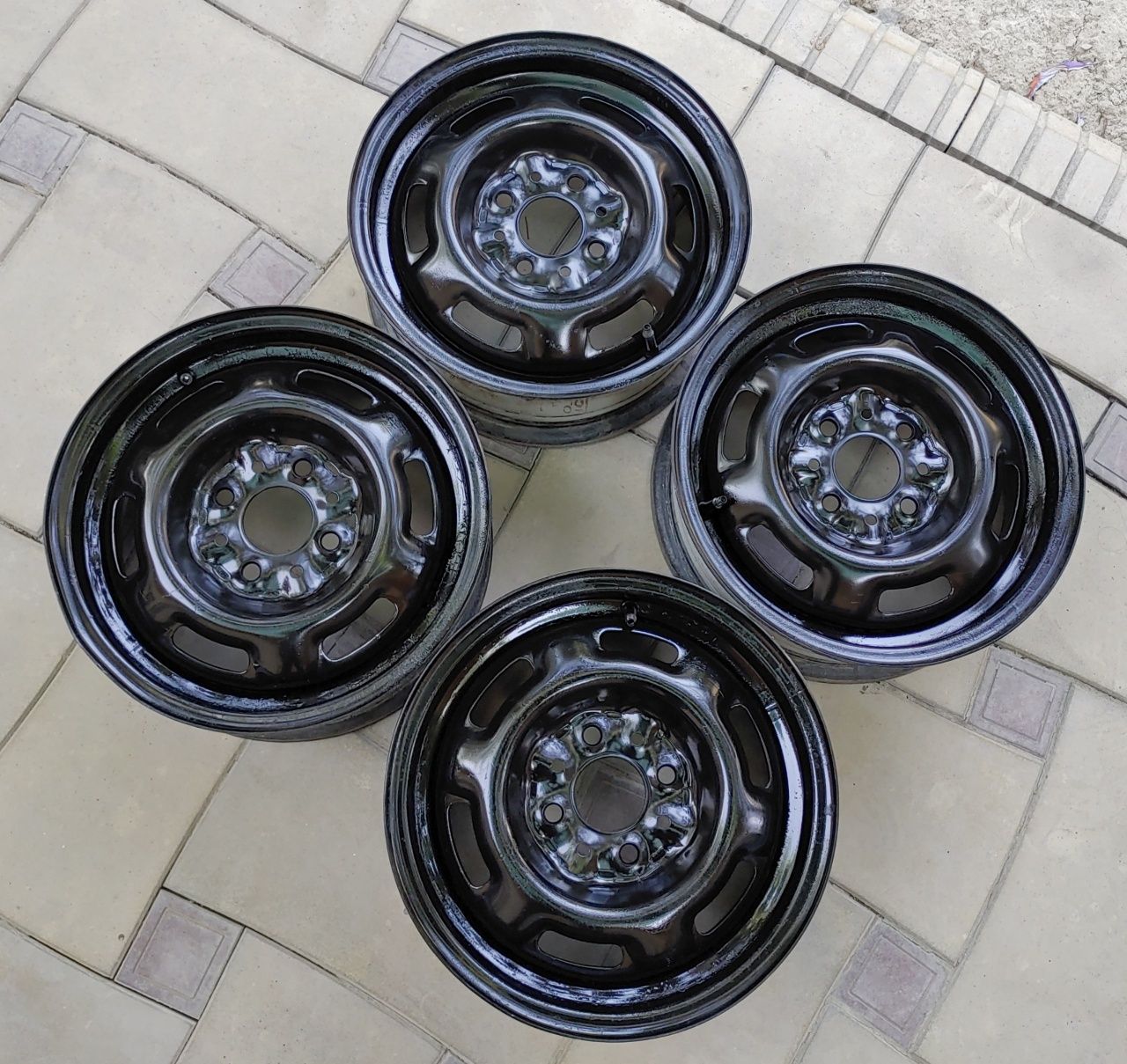 R13 Diska Sotiladi