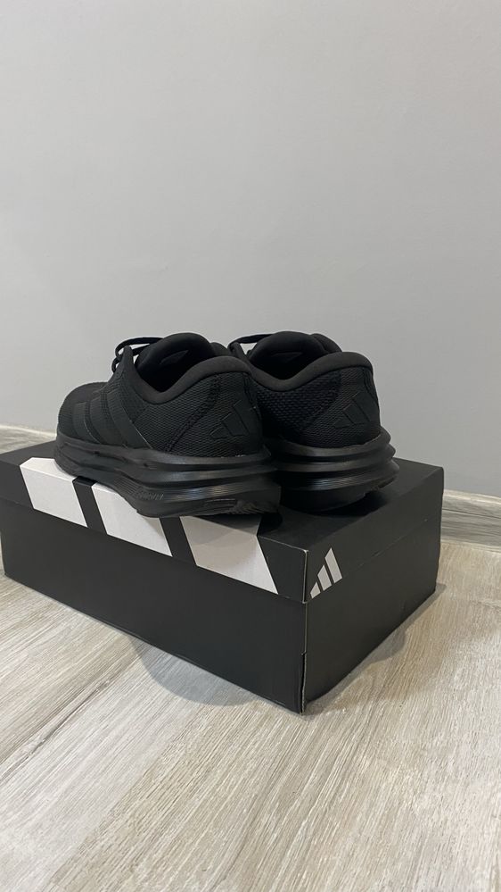 мъжки маратонки ADIDAS