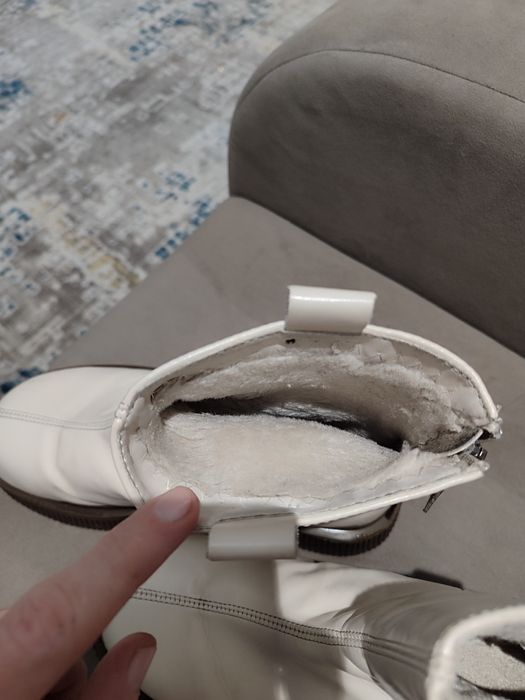 Sapok sotiladi xolati ideal 38 razmer