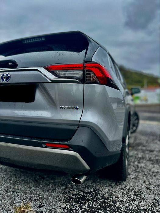 Toyota rav4  2023 !!!