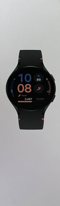 Продавам Samsung Galaxy Watch