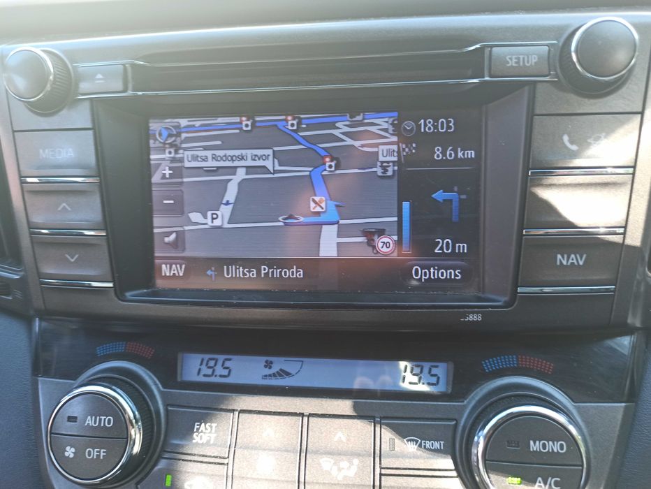 2026 карти Toyota Touch & Go ъпдейт навигация Тойота чрез USB + код